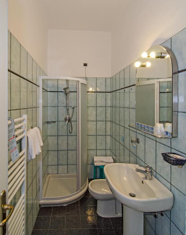 Hotel Villa Ombrosa Marina di Pietrasanta Zimmer foto